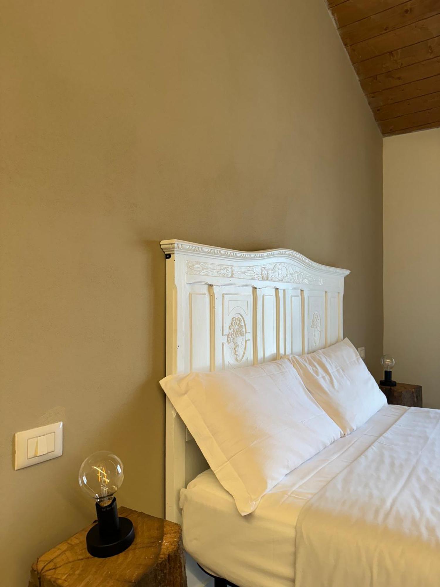 Il Grecale - Camere E Appartamenti La Morra Exterior foto